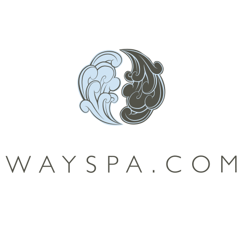 Wayspa.com écrit en lettres noires avec deux nuages d’eau au-dessus des lettres en forme de yin-yang